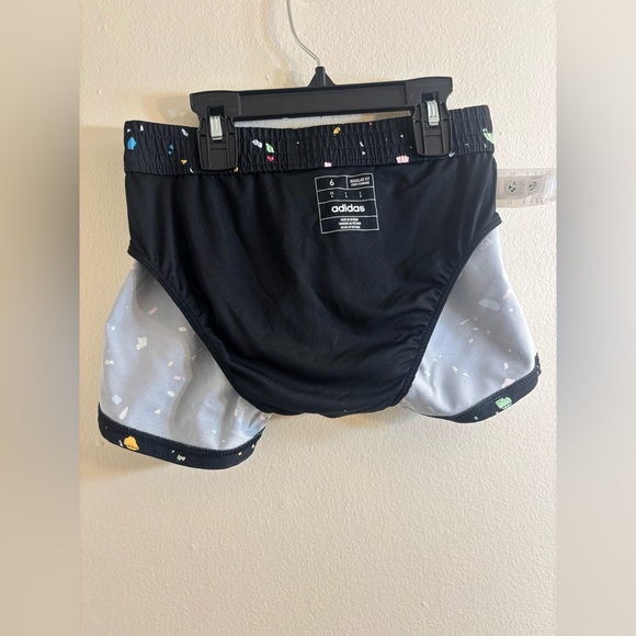 Adidas 2 piece set Pink and Black Short Sleeve Tees size 6 - Picture 5 of 7